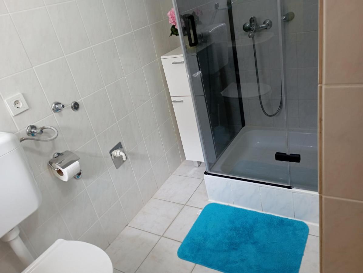 Apartmani Trubi 1 Vodice Kültér fotó